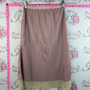 Vintage skirt slip Dusty Rose Half Slip with Lace Trim cream white